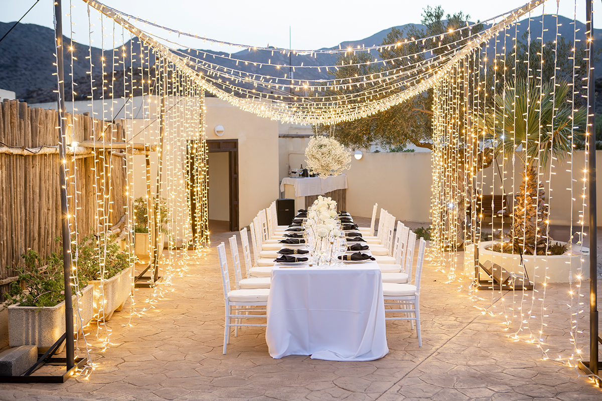 Schwarz-weiße Hochzeitsdeko, Schwarz-Weiß Hochzeit Spanien