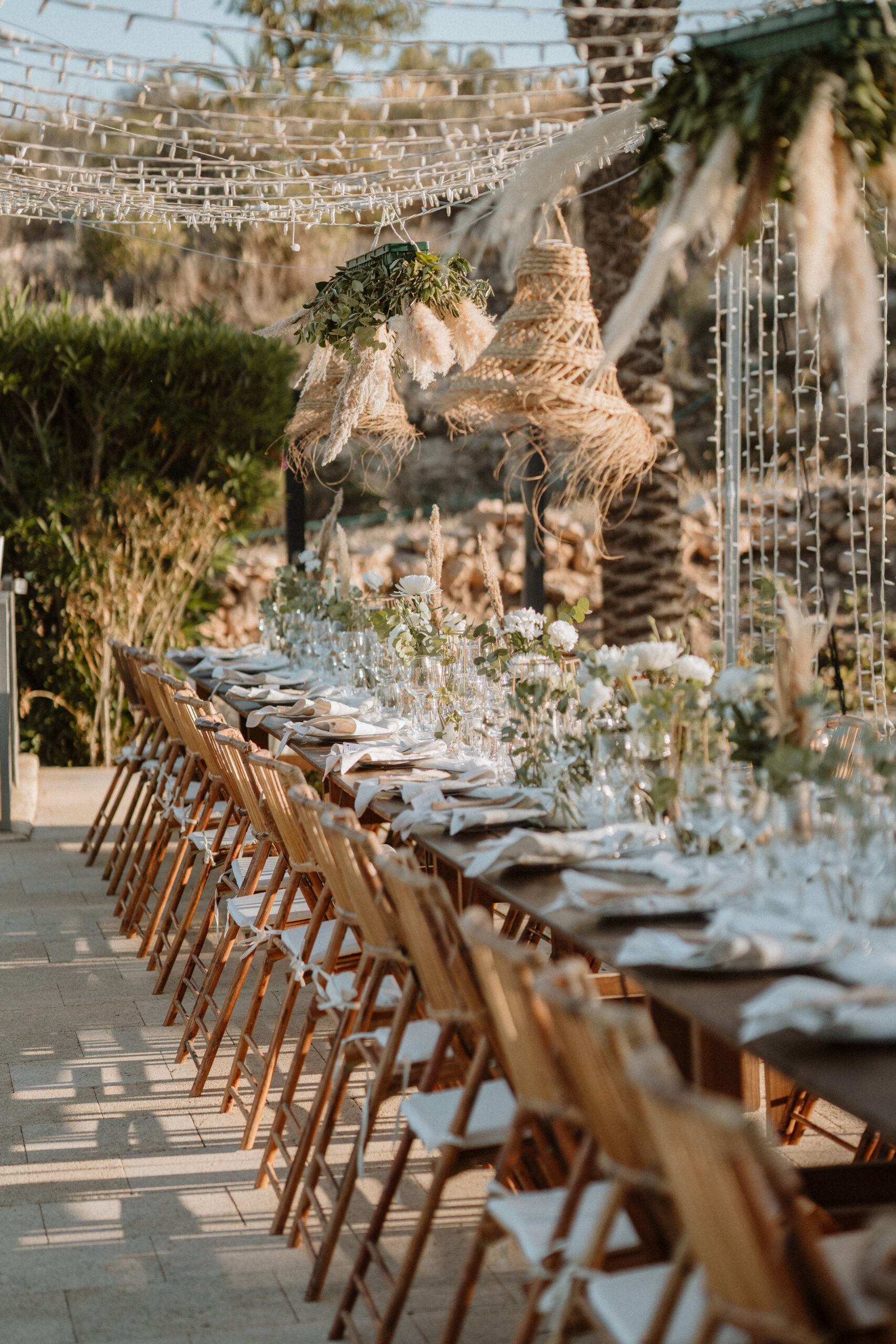 Festtafel mit Pampasgras, Outdoor Dinner Hochzeit Andalusien