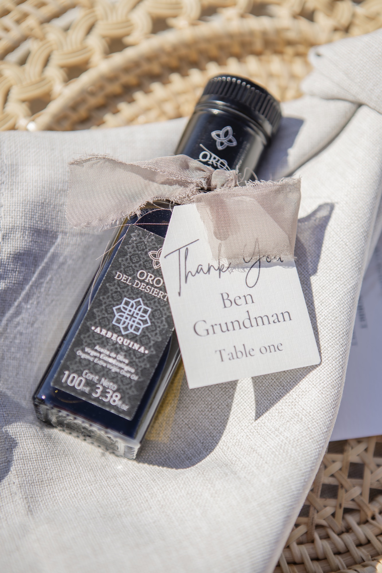 Gastgeschenk Olivenoel aus Almeria, El Paraiso al Mar Guardias Viejas, Strandhochzeit Andalusien