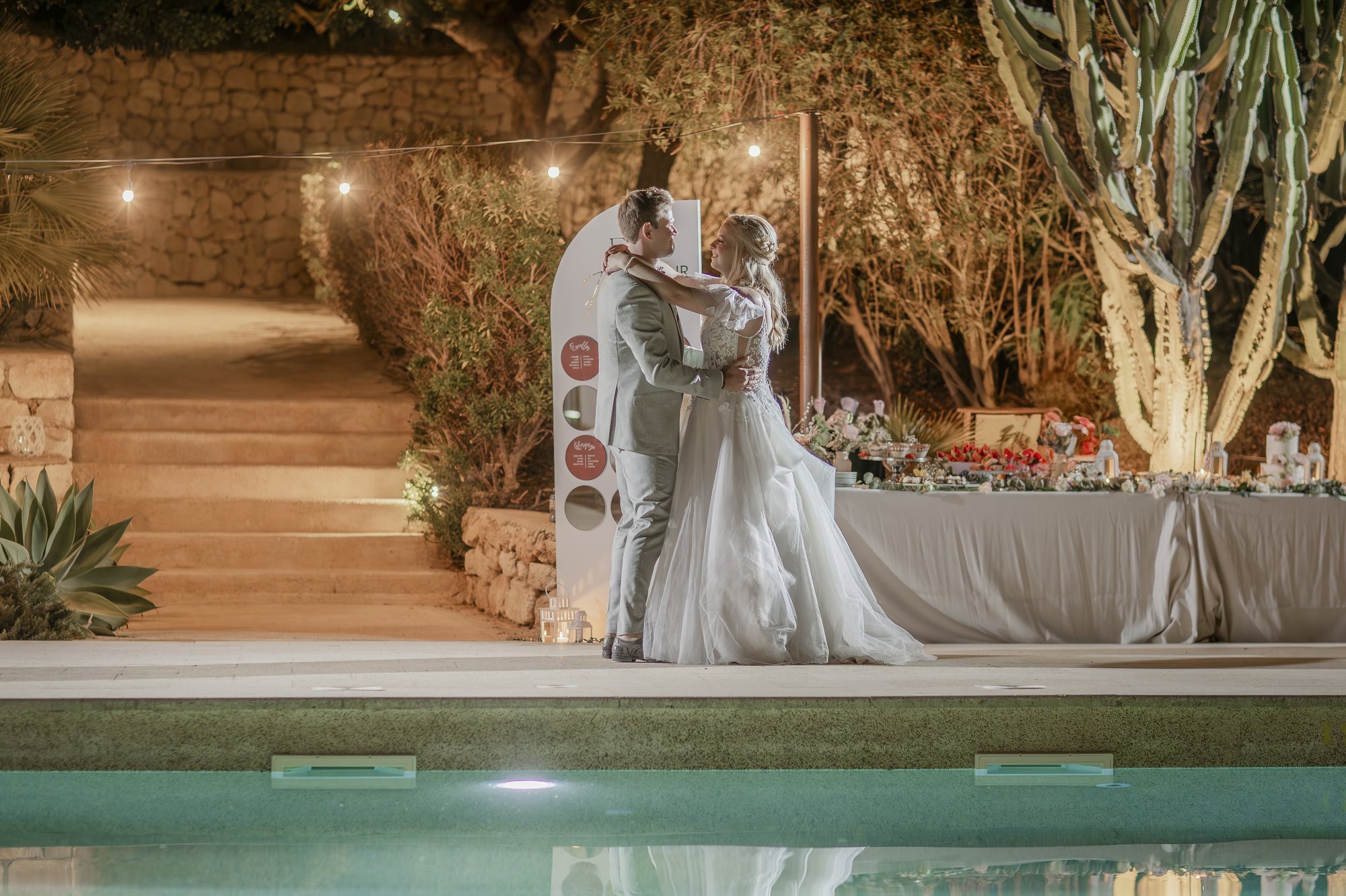 First dance by the pool at night, wedding Agua Amarga